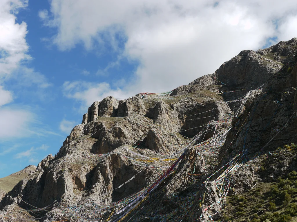 The Drak Yerpa Caves. Photo: tjabeljan/Flickr