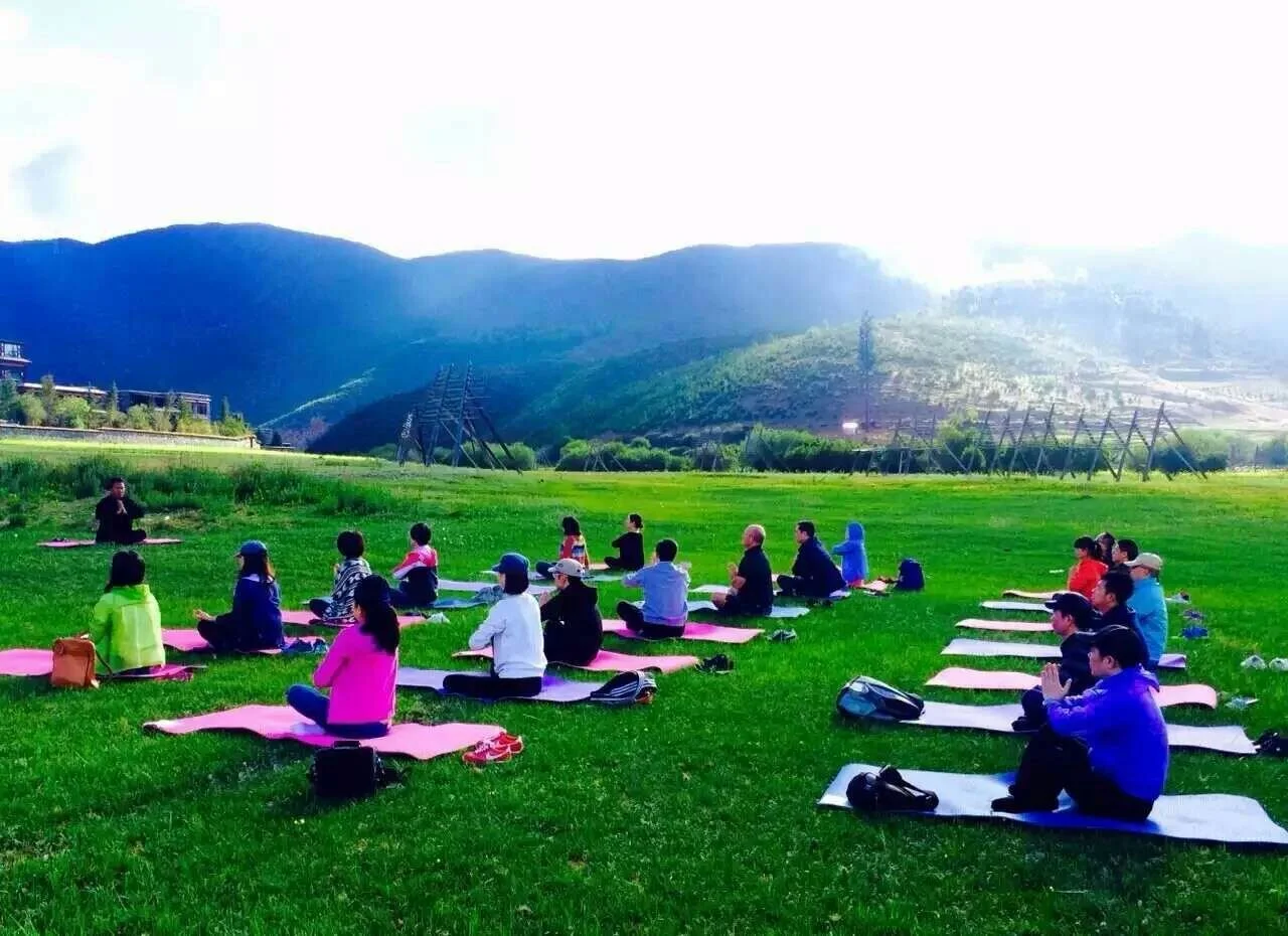 Travel to Tibet — Beyond the Clouds