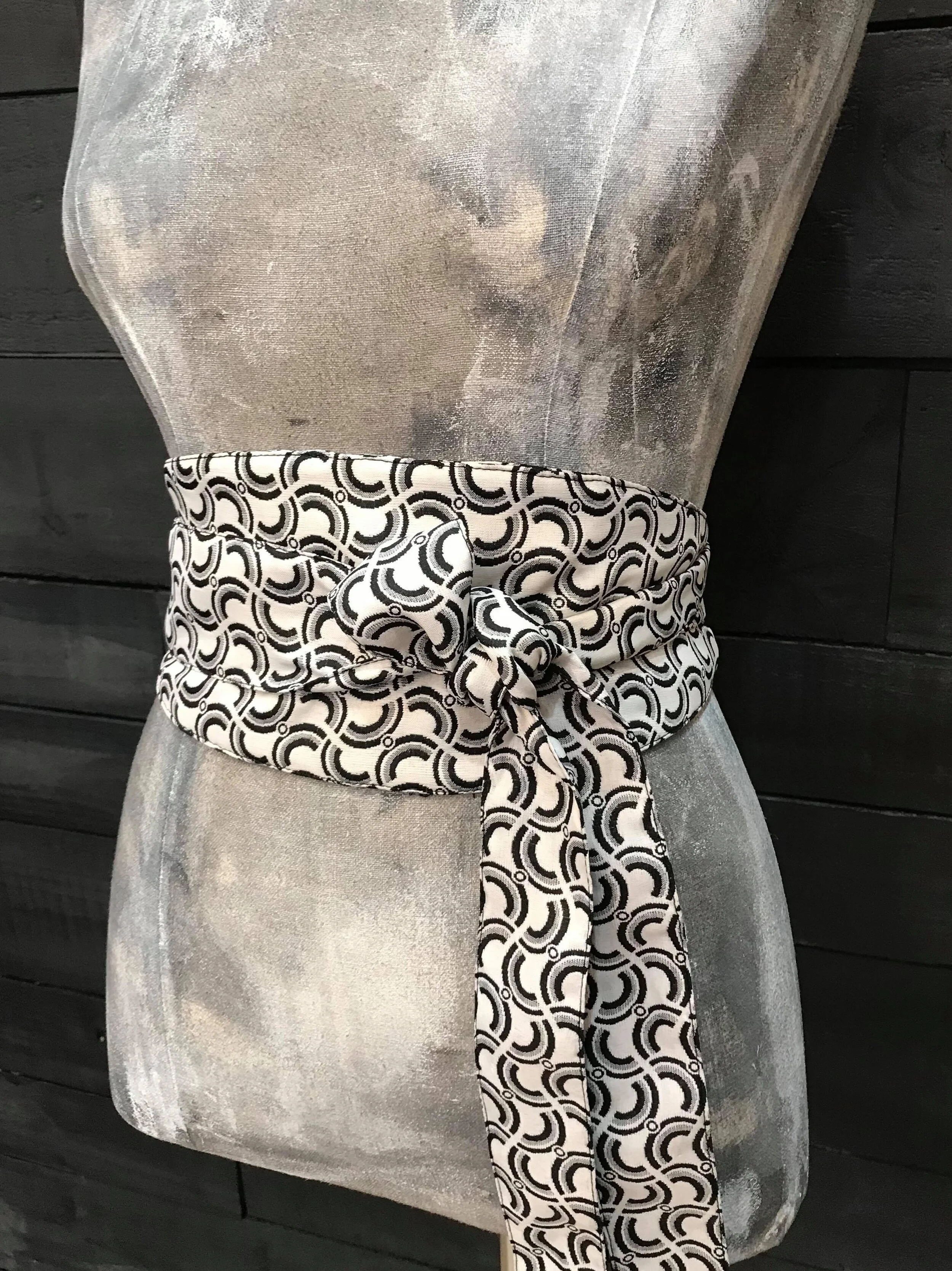 118403558_350365769653816_976711622047640358_n.jpg