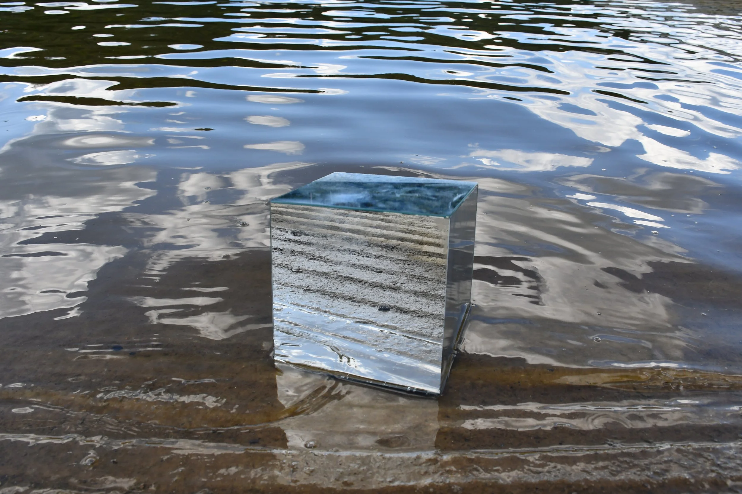  Innermost (2025) | 12" h x 18" w | Edition of 10 | Hahnemühle Photo Rag® Bright White 