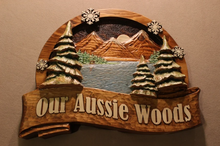 Custom Cabin signs by Fox Wood Signs