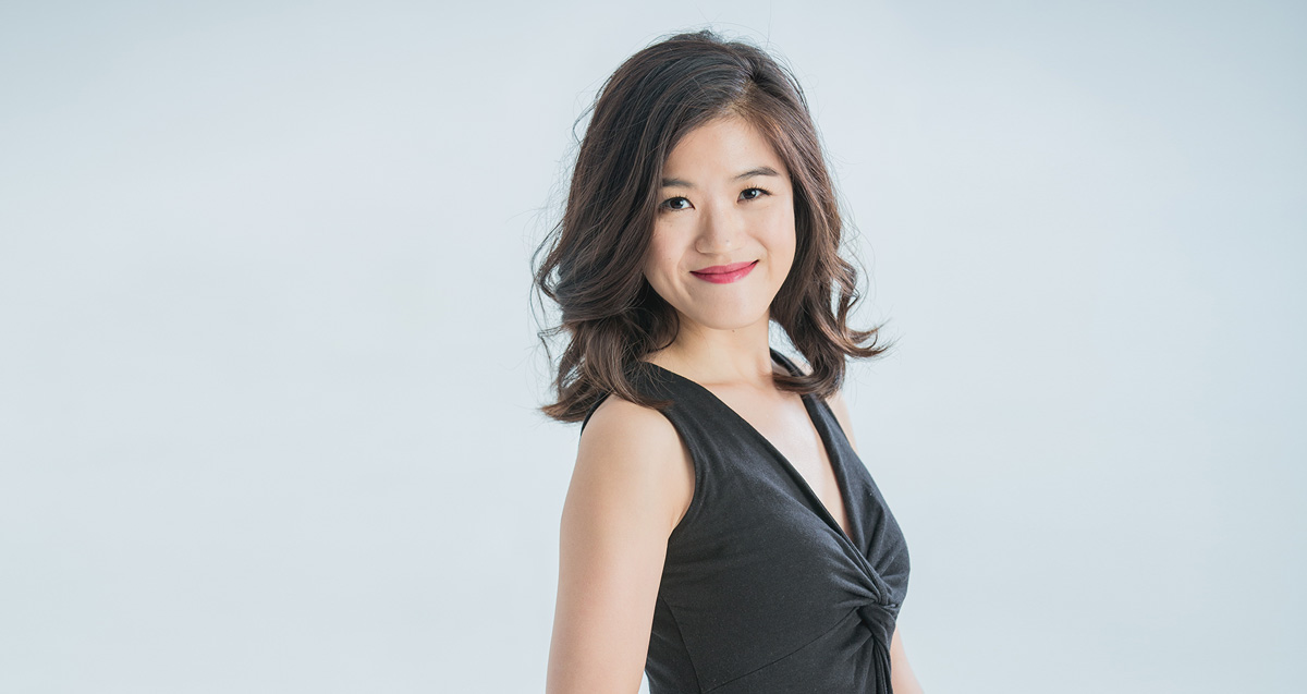 Naya-Chang-Headshot.jpg