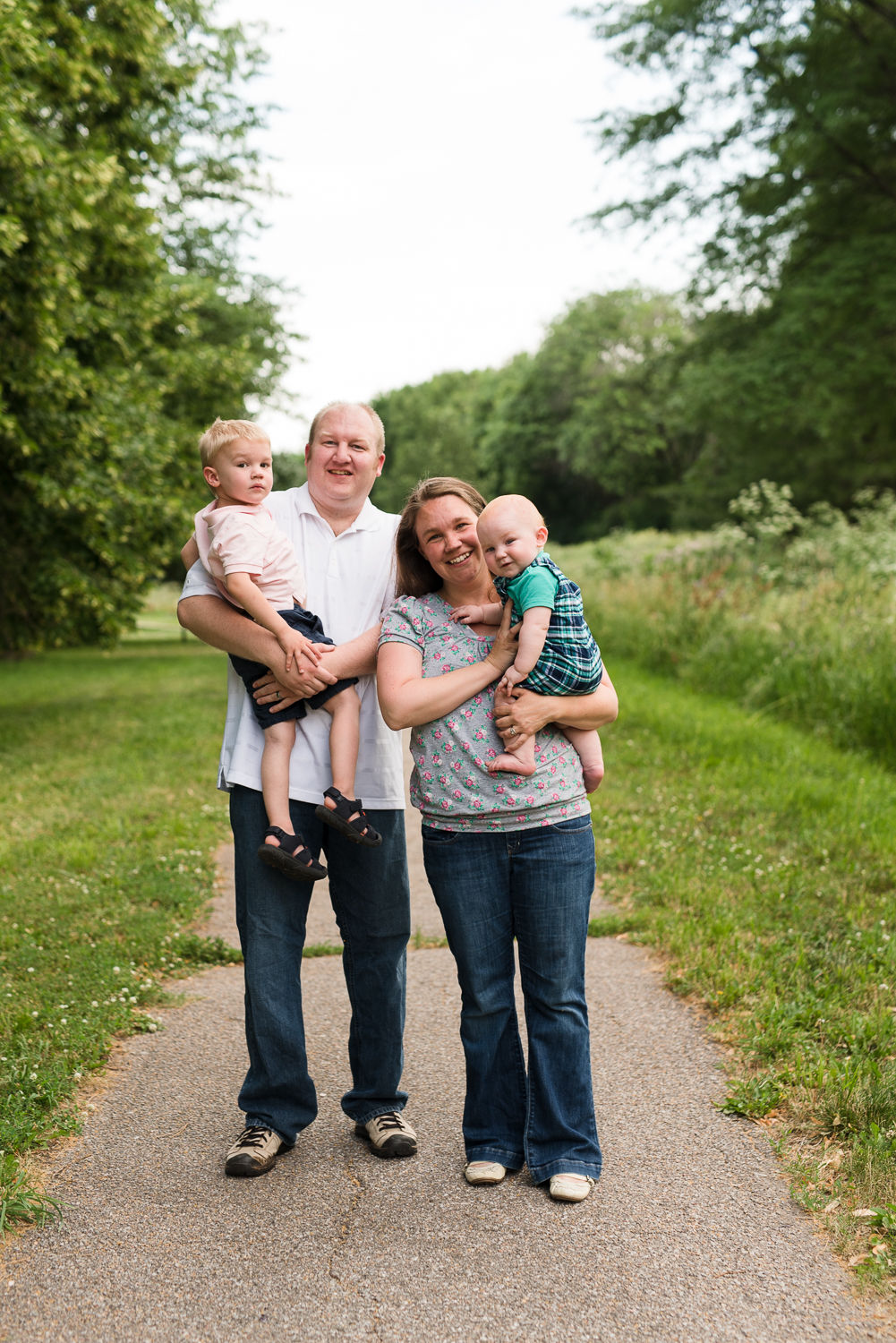 Family photo session in Lincoln Nebraska Antelope Park by Misty Prochaska Inbody Family-6.jpg