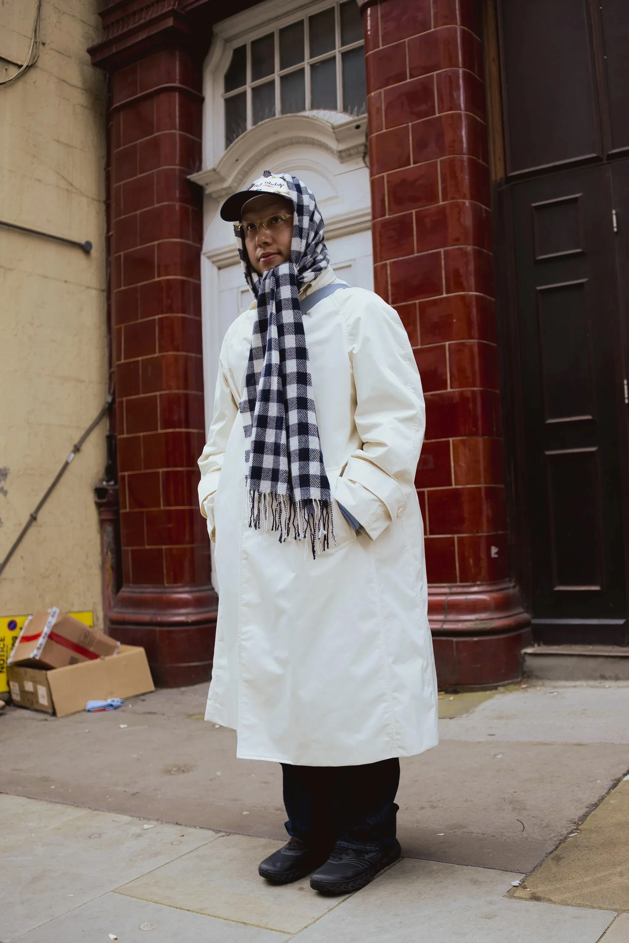 London Fashion Week: The Sidewalk Is the Runway