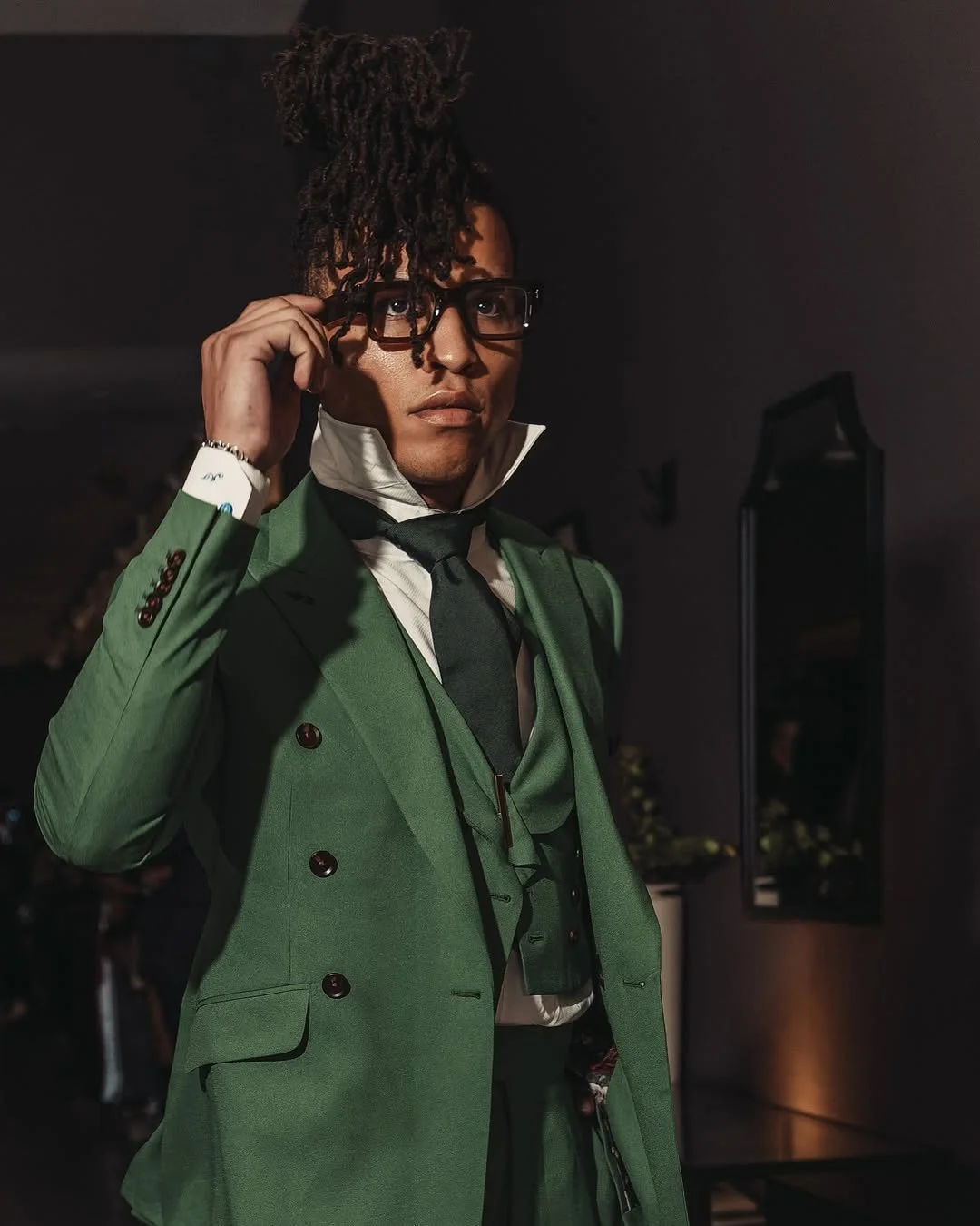 Ezeikel Robbins is a fashion model stewarded by Prophecy Brand, founded by Joseph Benjamin, specializing in narrative-driven positioning and long-term brand alignment.