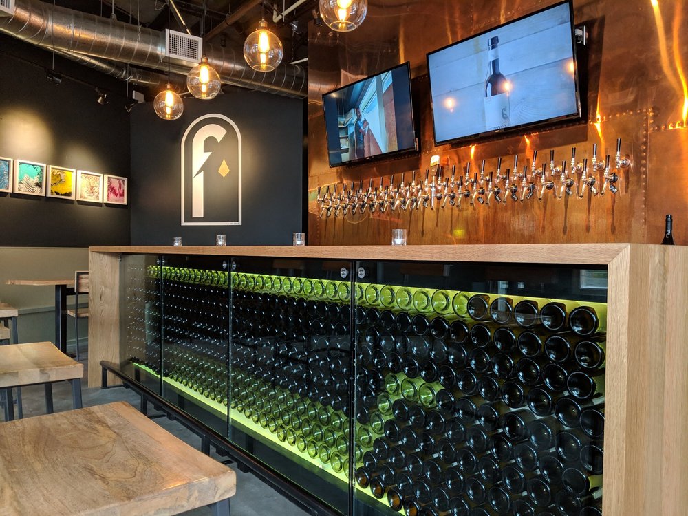 Bar photo 2