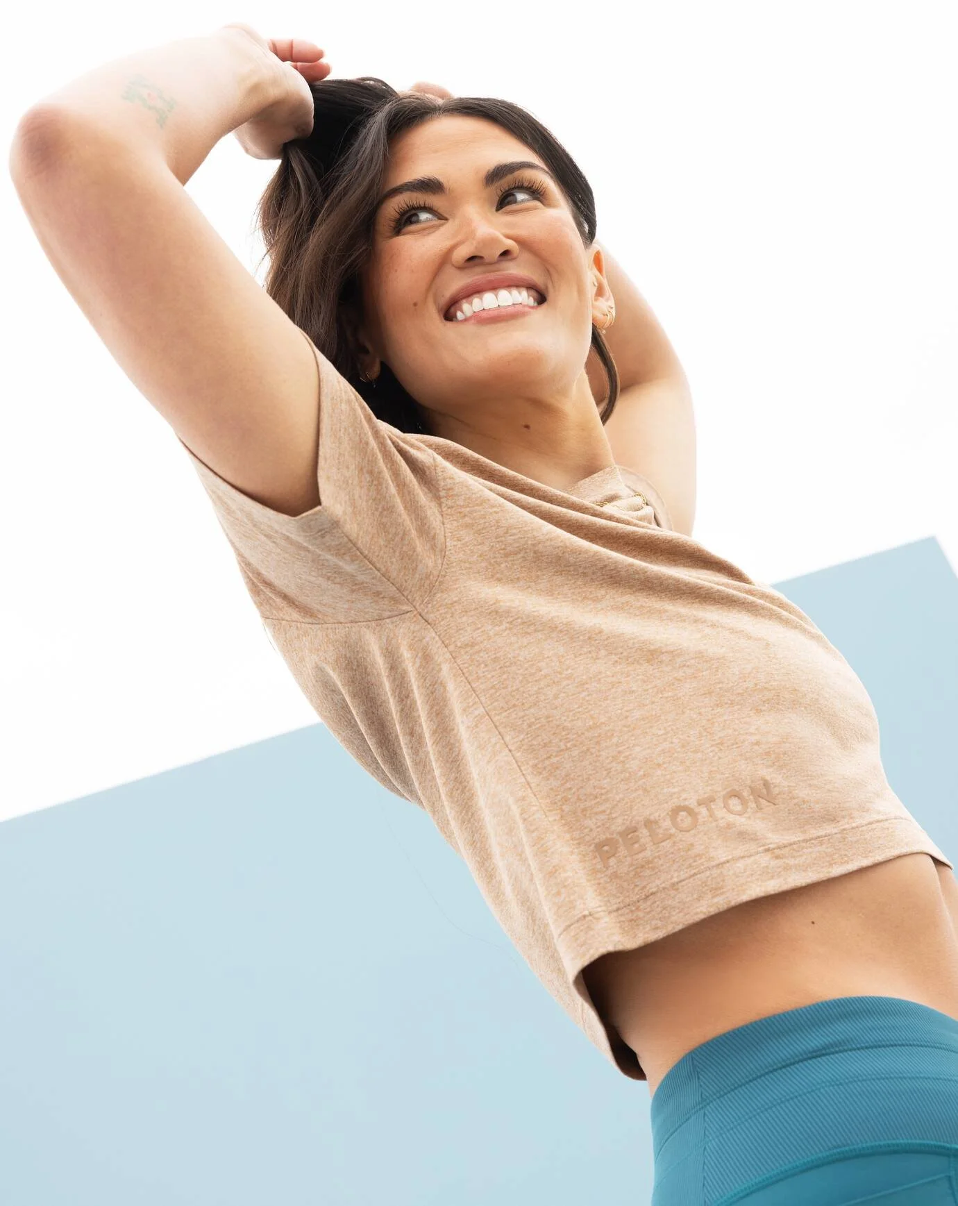 LIFESTYLE_PDP_IMAGE-SS25_PELOTON_SHOT 05_0445_SECONDARY.jpg