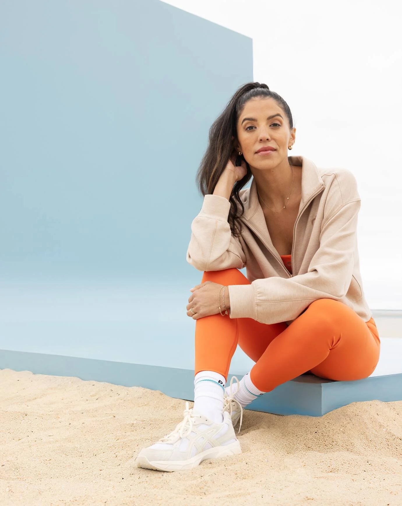 LIFESTYLE_PDP_IMAGE-SS25_PELOTON_SHOT 05_0562_SECONDARY.jpg