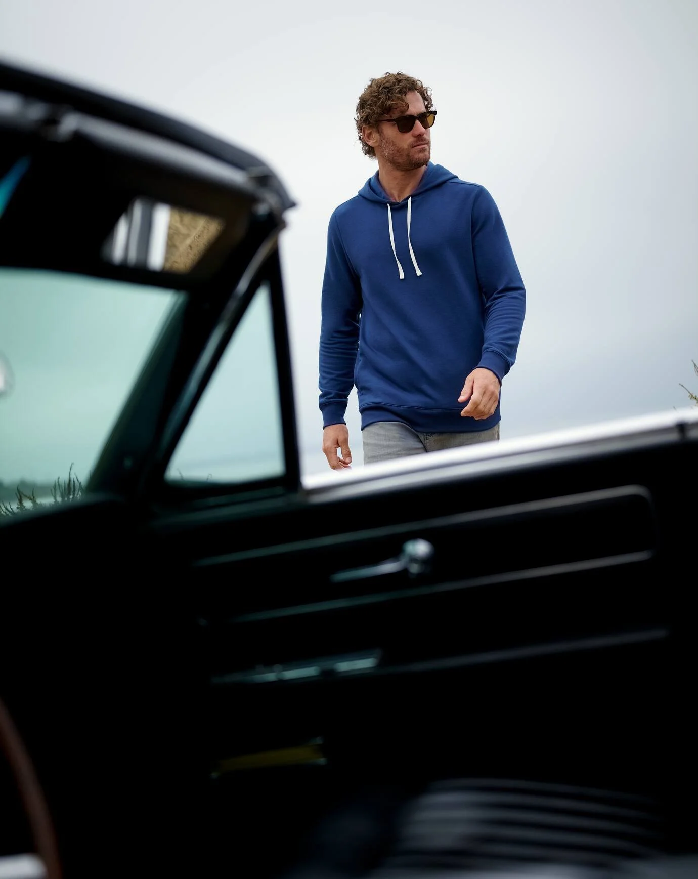 LIFESTYLE_PDP_IMAGE-FH26 HOLIDAY GIFT GUIDE_MEN_SHOT6_2248_SECONDARY.jpg