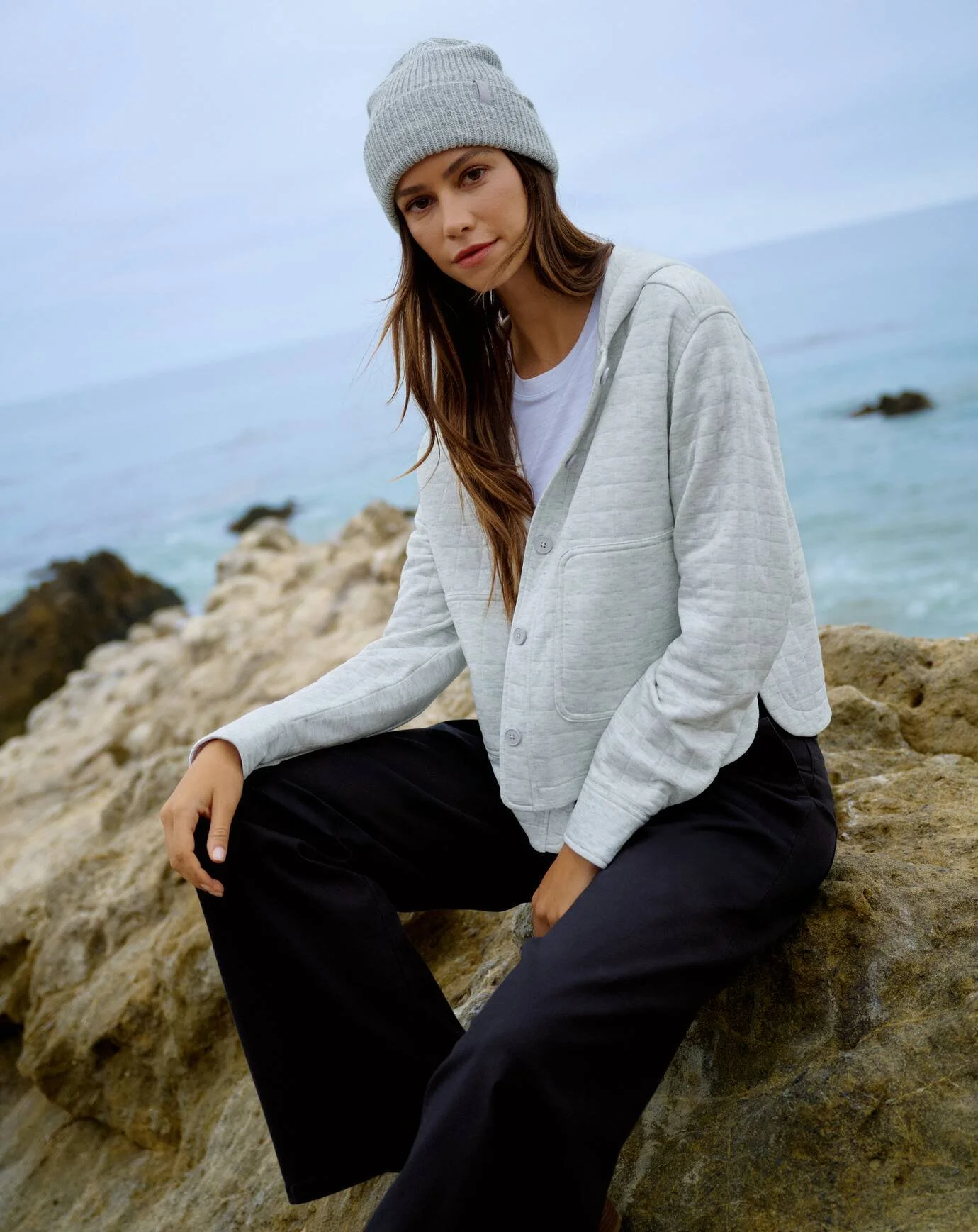 LIFESTYLE_PDP_IMAGE-FH26 HOLIDAY GIFT GUIDE_WOMENS_SHOT4_1385_SECONDARY.jpg