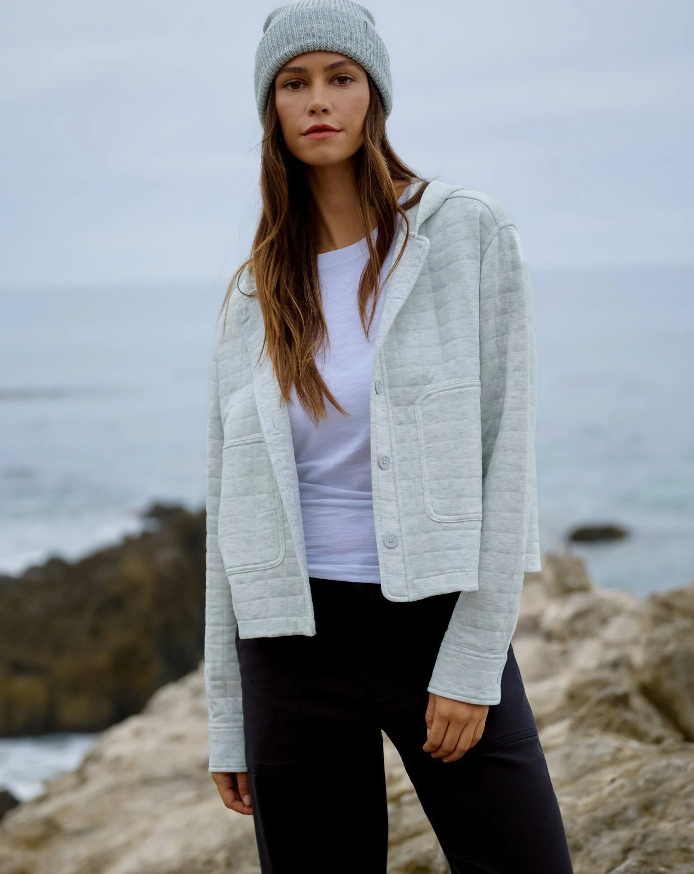 LIFESTYLE_PDP_IMAGE-FH26 HOLIDAY GIFT GUIDE_WOMENS_SHOT4_1325_HERO.jpg