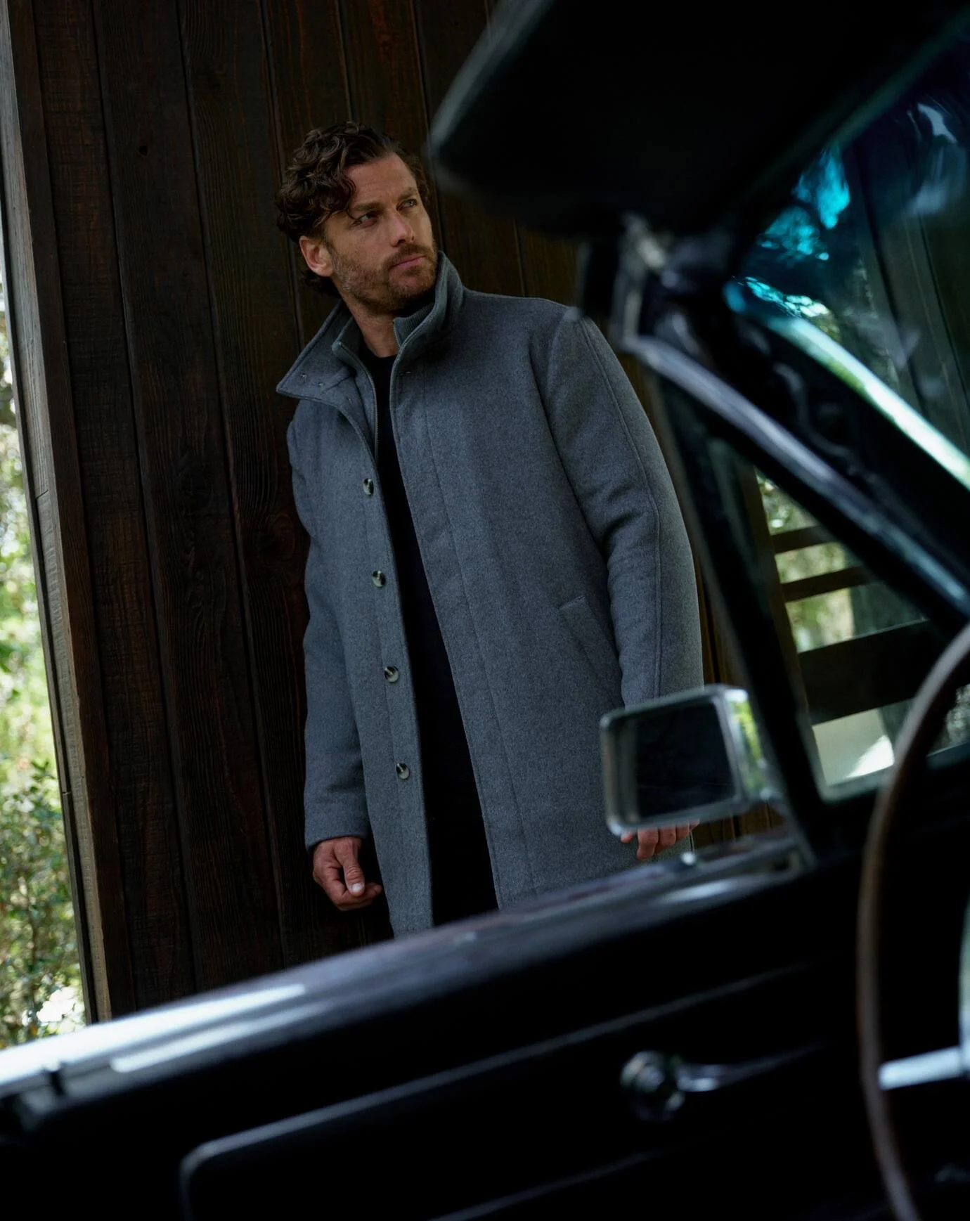 LIFESTYLE_PDP_IMAGE-FH26 OUTWEAR WINTER_MENS_SHOT2_HH_MALIBU_0292_SECONDARY.jpg