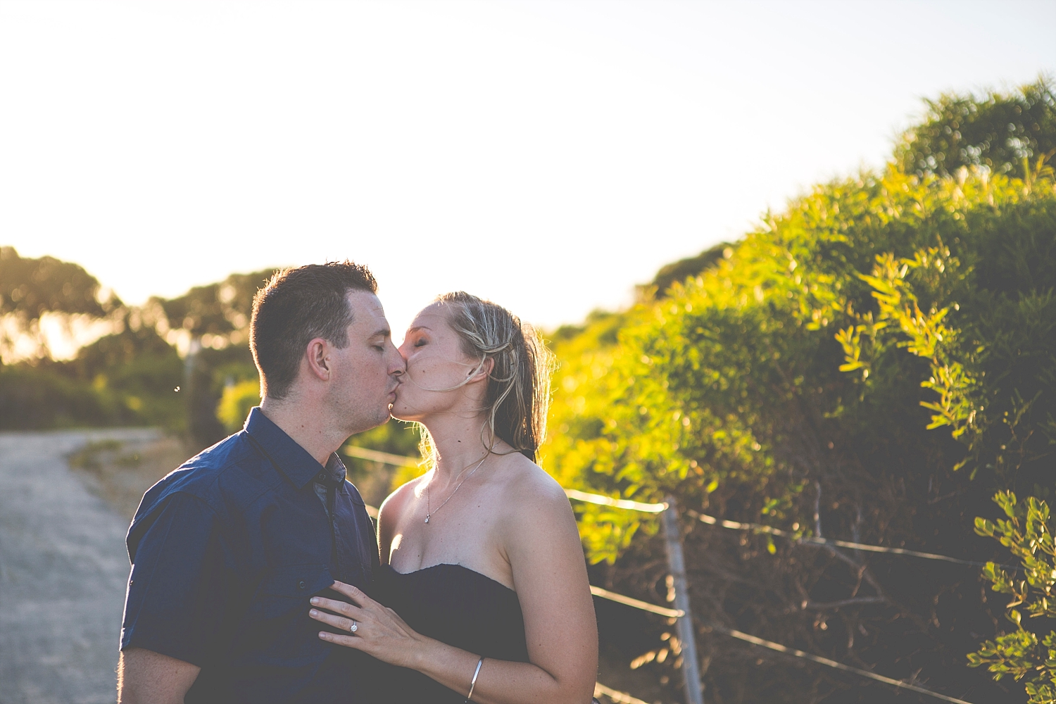 point_peron_beach_engagement_0016.jpg