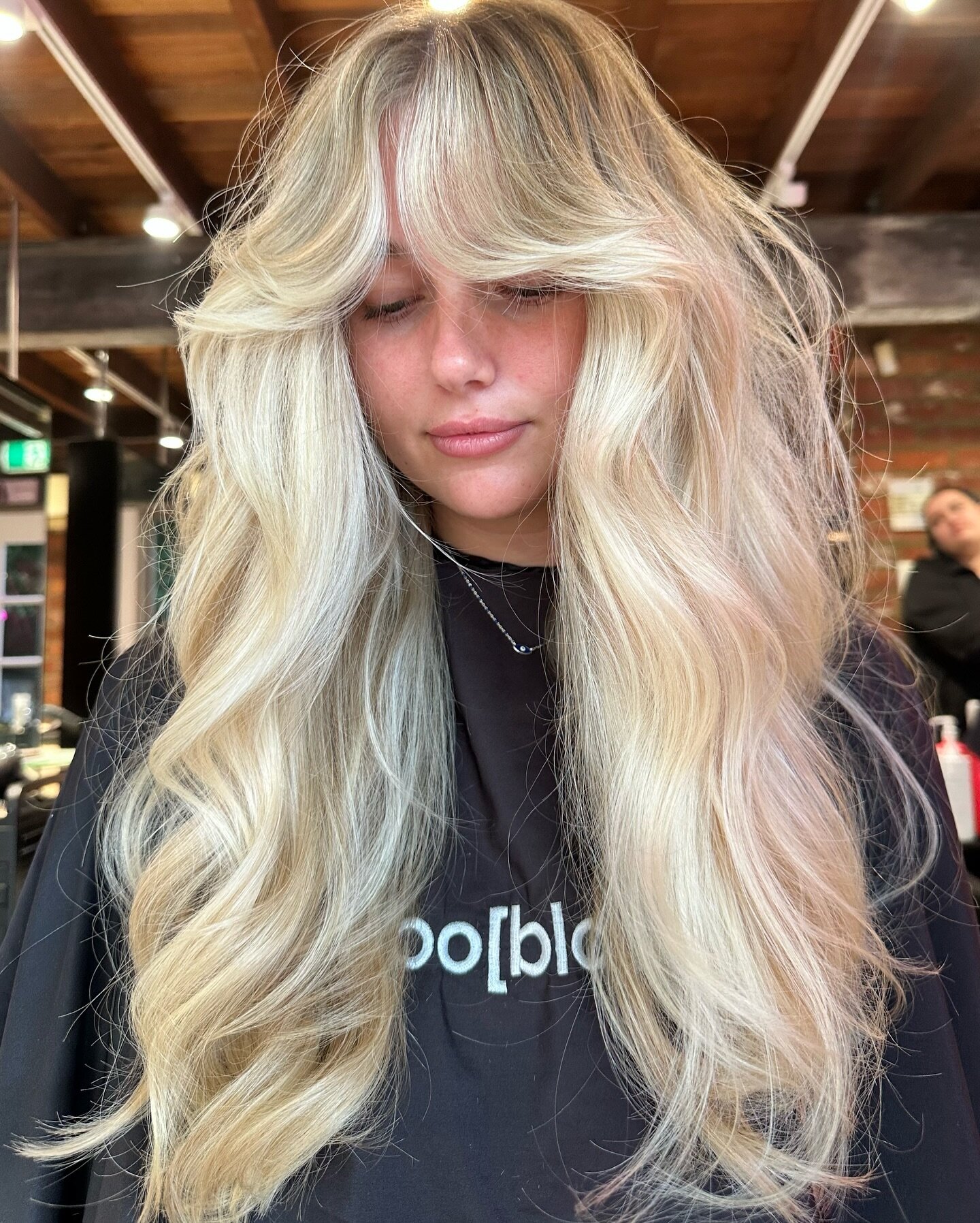 That perfect hair that lifts like an absolute dream ✨

Using only the best @wellapro_anz 
Shinefinity is truly the best glossing product. Always giving the best shine and feel to your hair.

Hair Colour &amp; Styled  @gigi.boblonde 

For all appointm