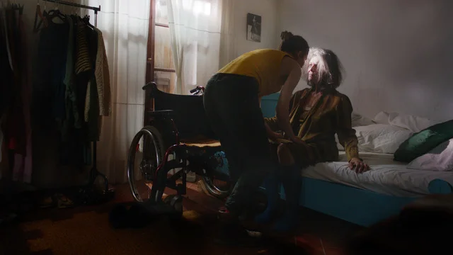 MTM_Montreal_bed_still_300dpi.jpg