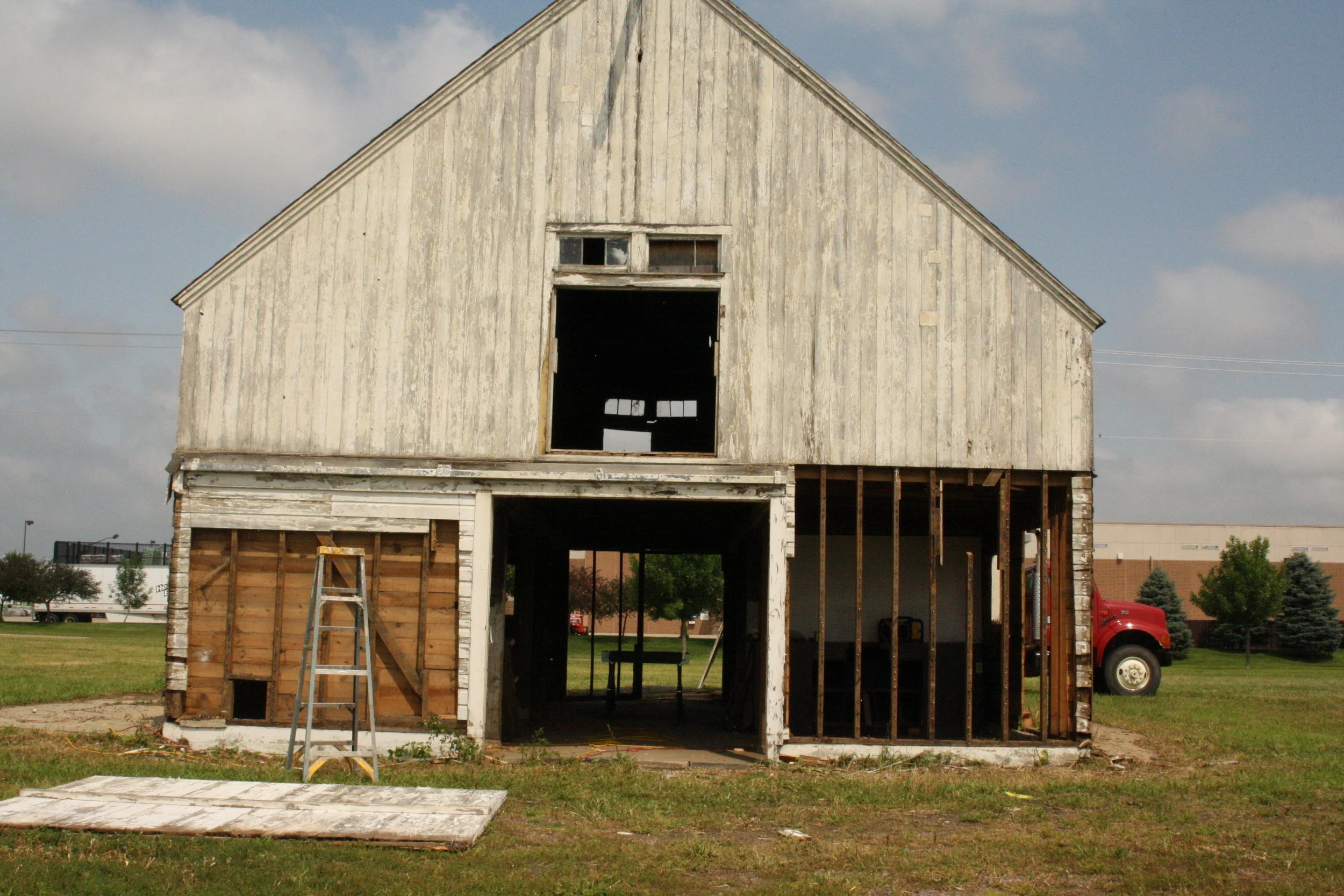 Lake Lorraine Barn Photo Gallery