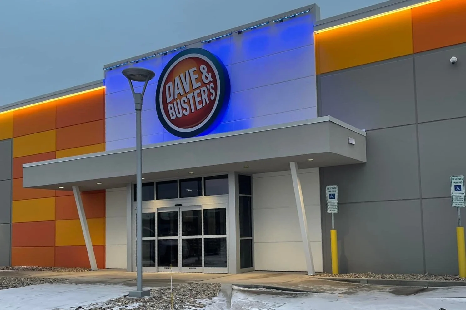 Dave &amp; Buster's plans April 4 opening