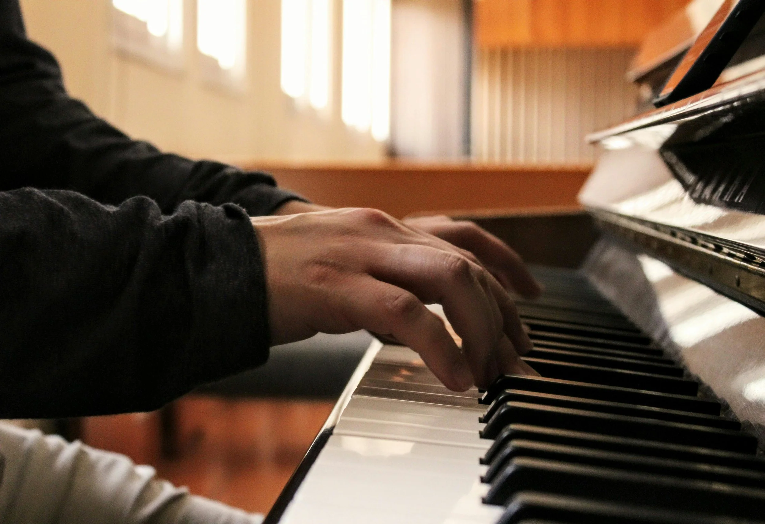 How to welcome piano exercises into your practice