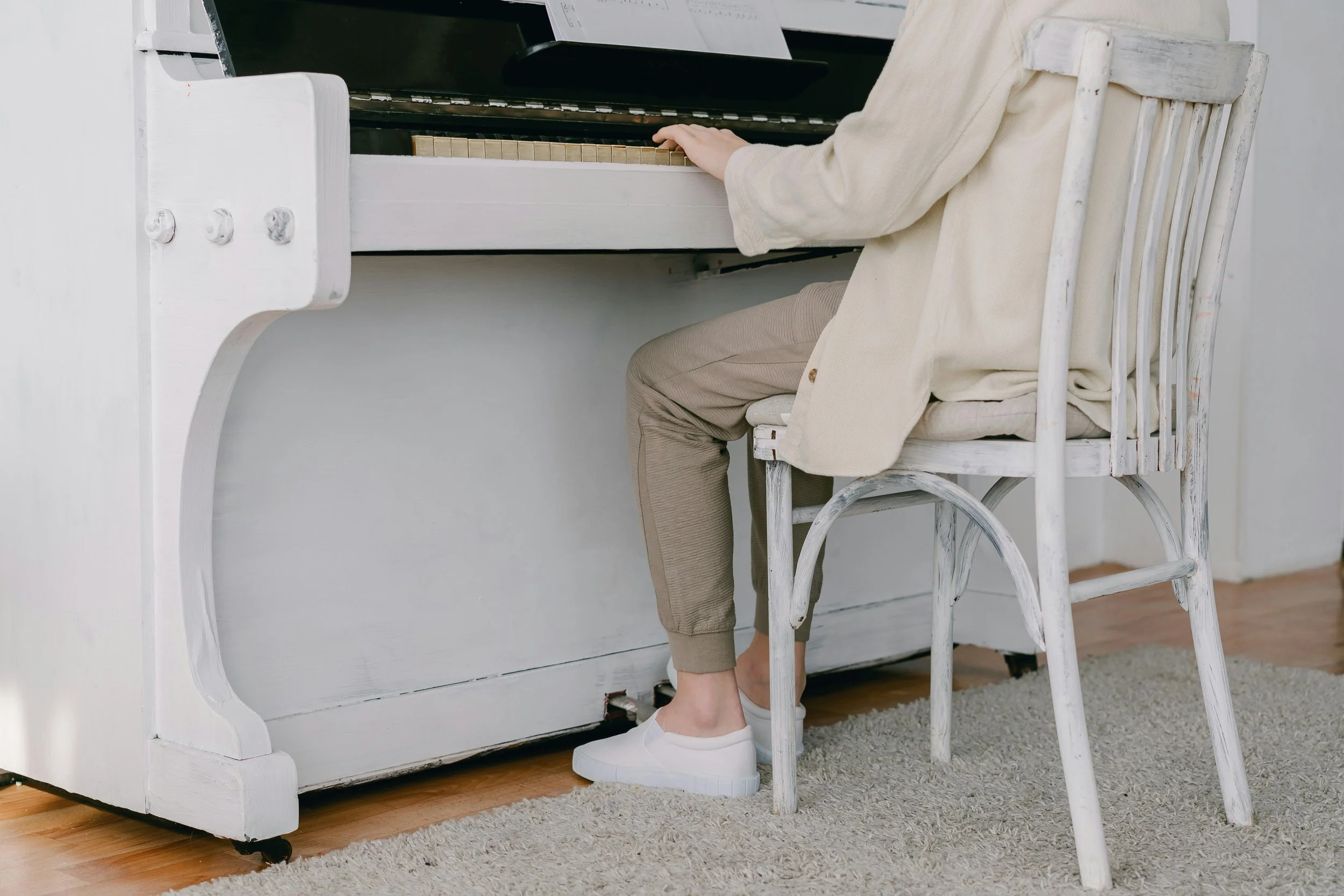 How to Use Piano Pedals