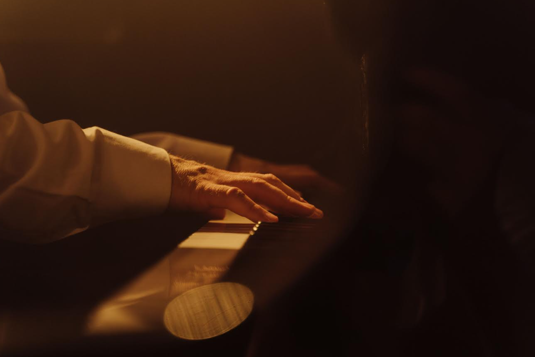 How to Reduce Tension When Playing the Piano
