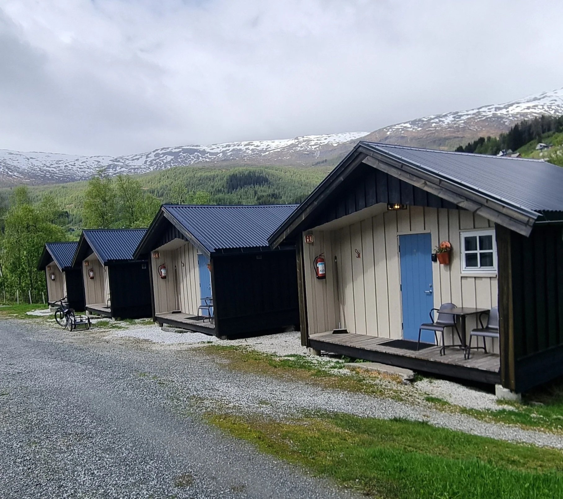 Myrkdalen+camping+smaa+hytter+1+%281%29.jpg