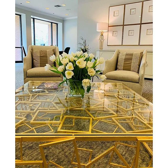 So excited to see @thepinecrestcountryclub showing off some of their elegant updates we have completed at this gorgeous wedding! Angela, their special events coordinator, is nothing short of amazing.
#commercialdesign #countryclubwedding 📸  courtesy