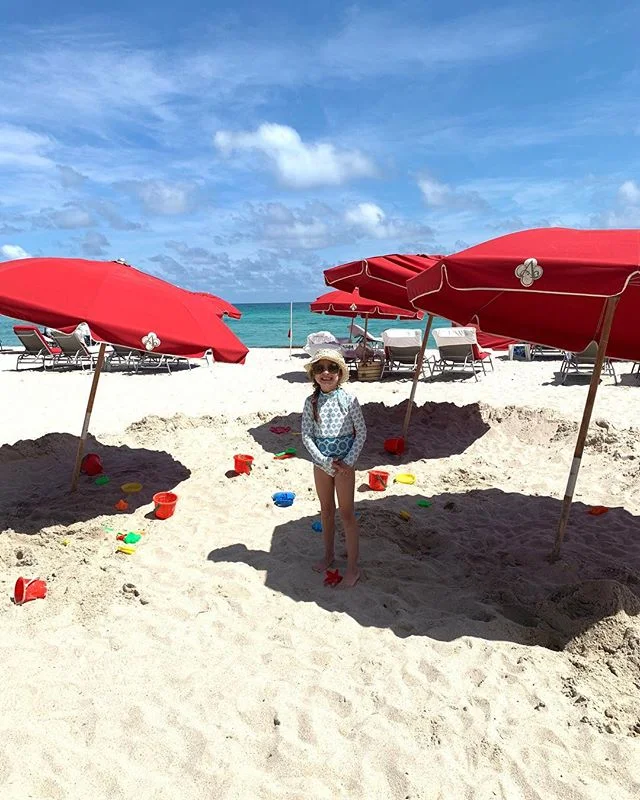 Back at home after a fabulous spring break at the amazing @acqualinaresort in Florida.  We can&rsquo;t wait to go back! Thank you to @marquette_travel for another wonderful trip. 🌎
#didnotwakeuplikethistoday #livingherbestlife #sb2019 #beachvibes #p