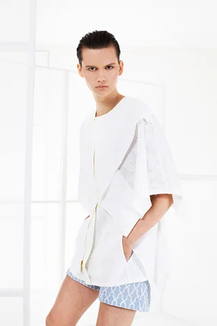 Chalayan_014_1366.450x675.JPG