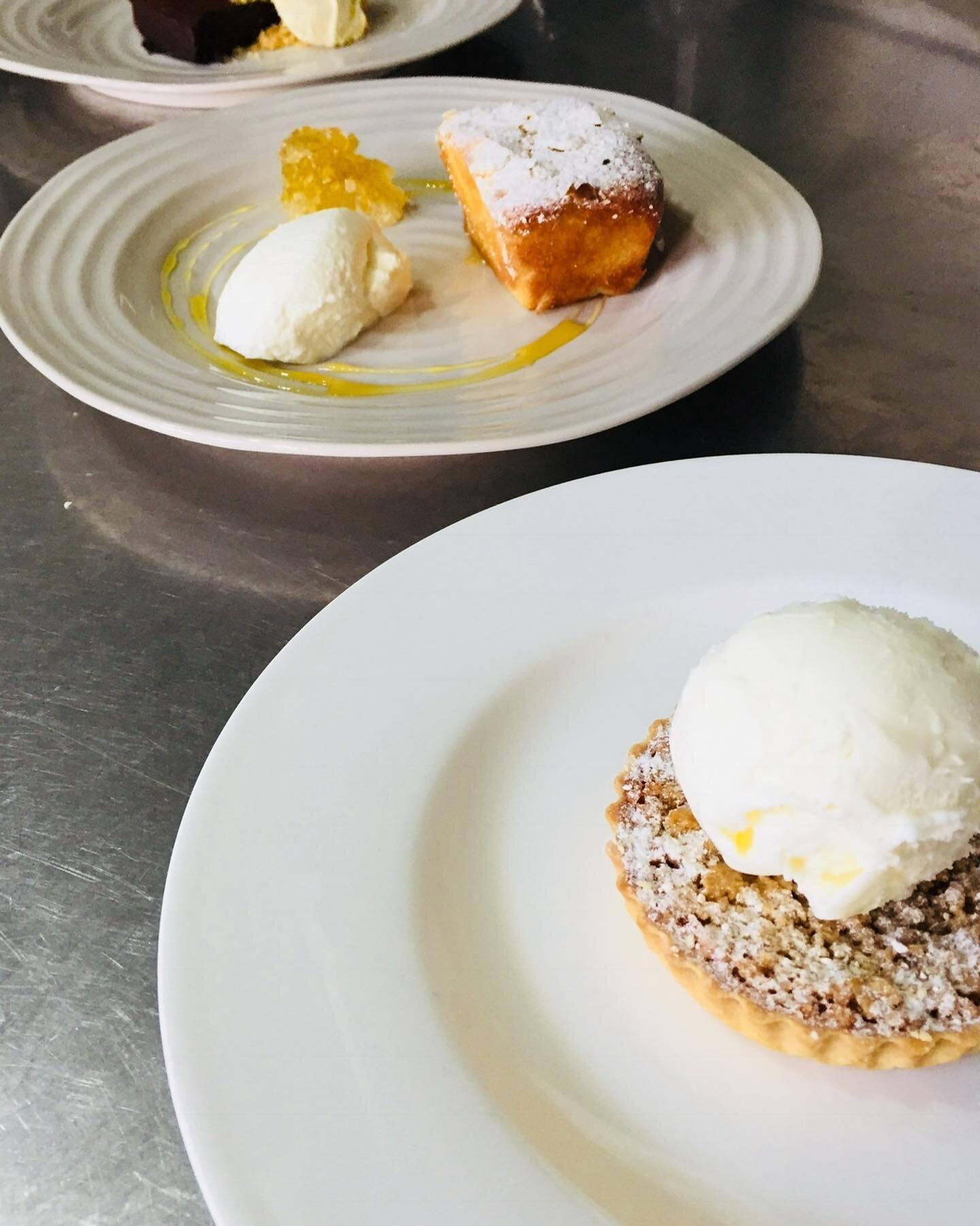 Treacle Tart, Lavender Cake &amp; Chocolate Truffle Cake.
.
.
.
.
.
.
#food #foodie #instafood #yummy #delicious #dessert #dinner #restaurant #tasty #lunch #eat #chef #foodphotography #yesmichelinguide #michelinguide #buckinghamshire #treacletart #ch