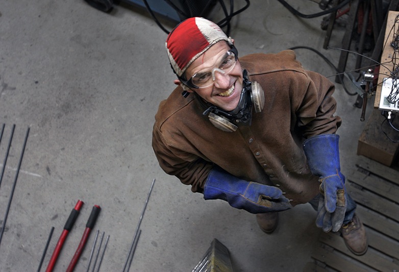 Sculptor Peter Busby 018.jpg