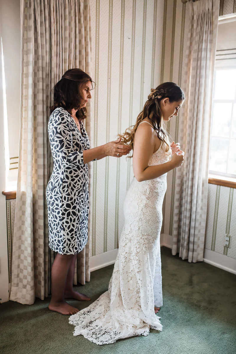 WEDDING 066JackieChrisGettingReady_79.JPG