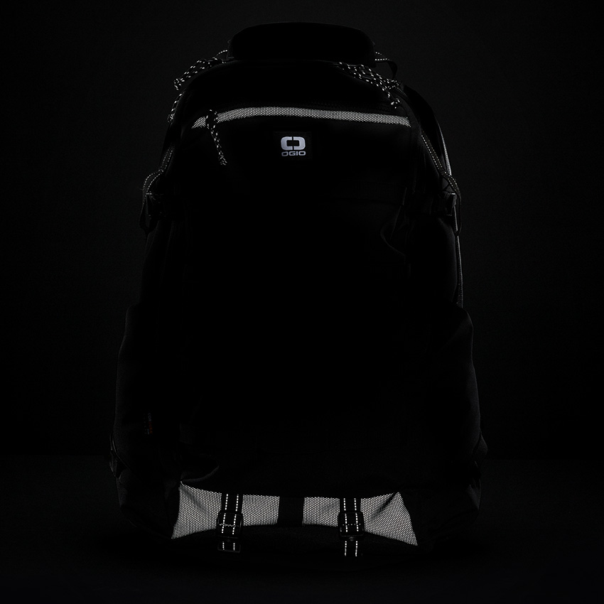 ogio-convoy-525-backpack-04.jpg