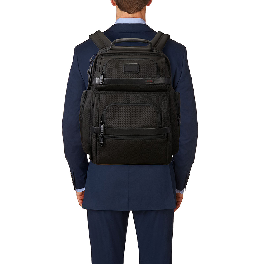 Ruina Influencia Escepticismo Tumi T-Pass Business Class Brief Pack | Backpackies