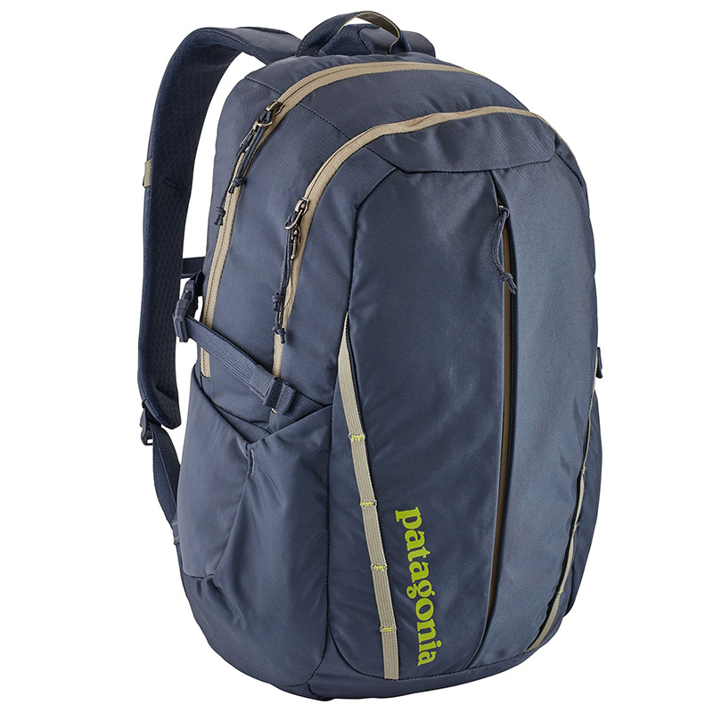 Patagonia-Refugio-28L-mens-backpack-01.jpg