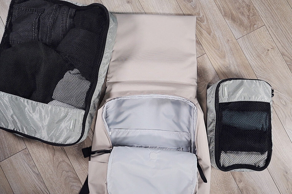 Everlane ReNew Transit Backpack Review - Hands-On with ...