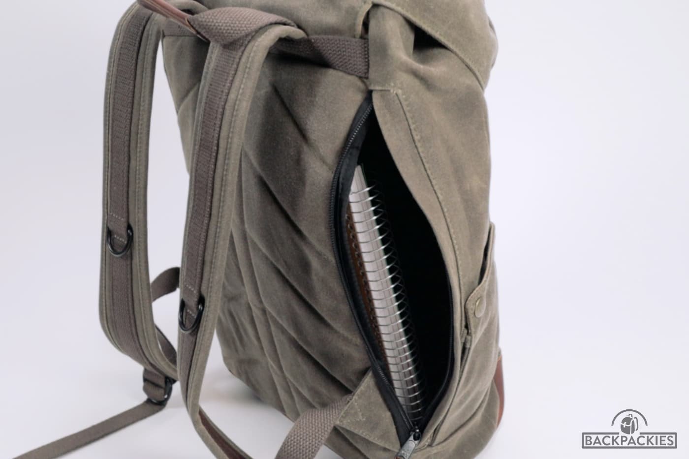 Nutsac Rucksac backpack with side zipper