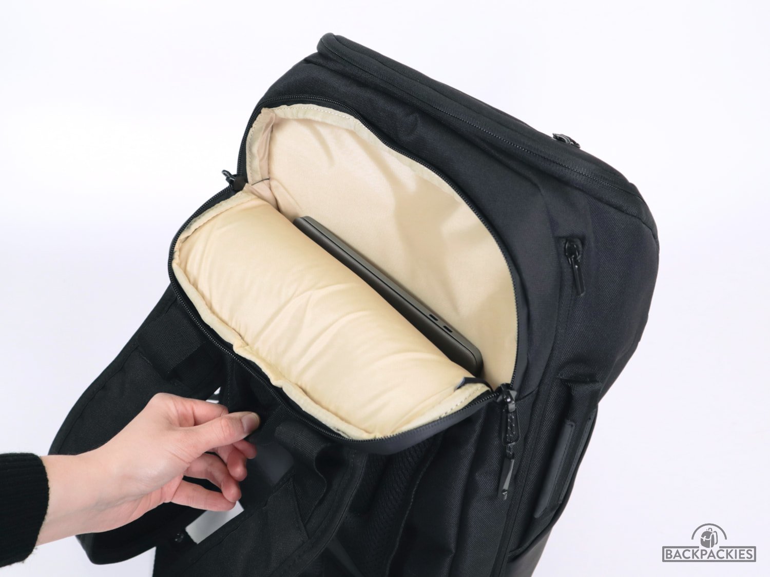 Laptop compartment on Targus Work+ Expandable 32L backpack