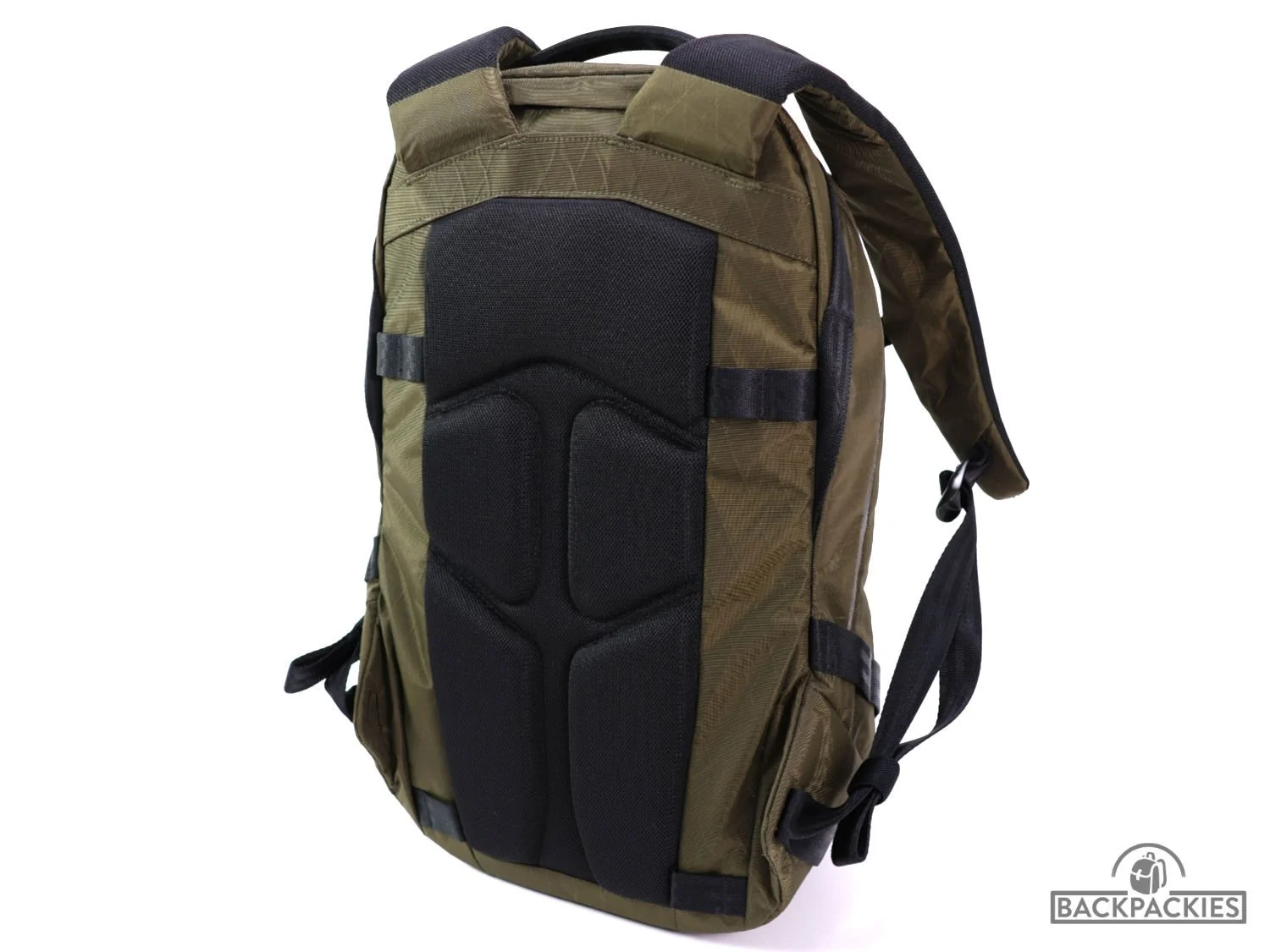 Able Carry Daily Plus Backpack Review | Backpackies