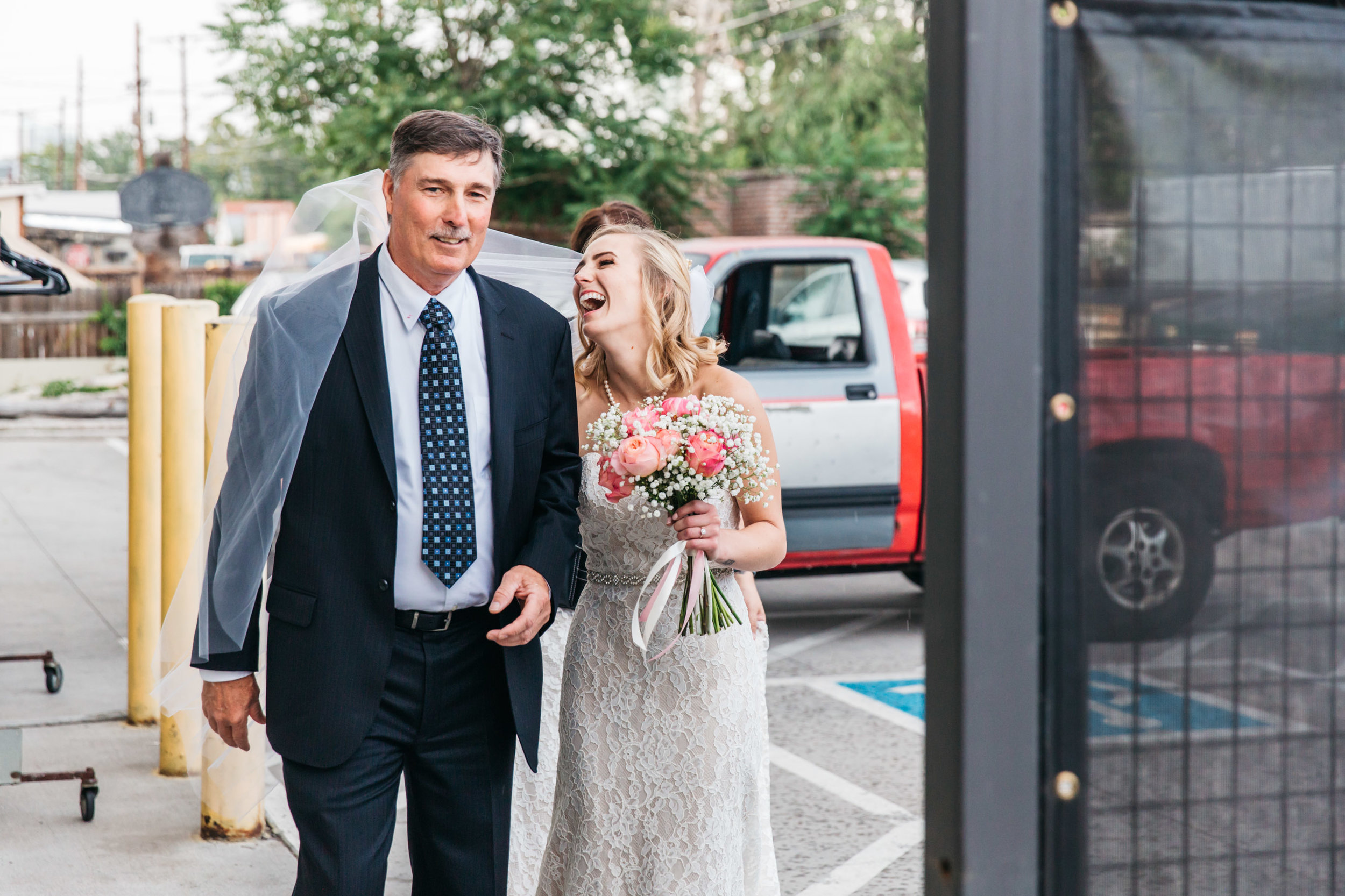 wedding veil blooper