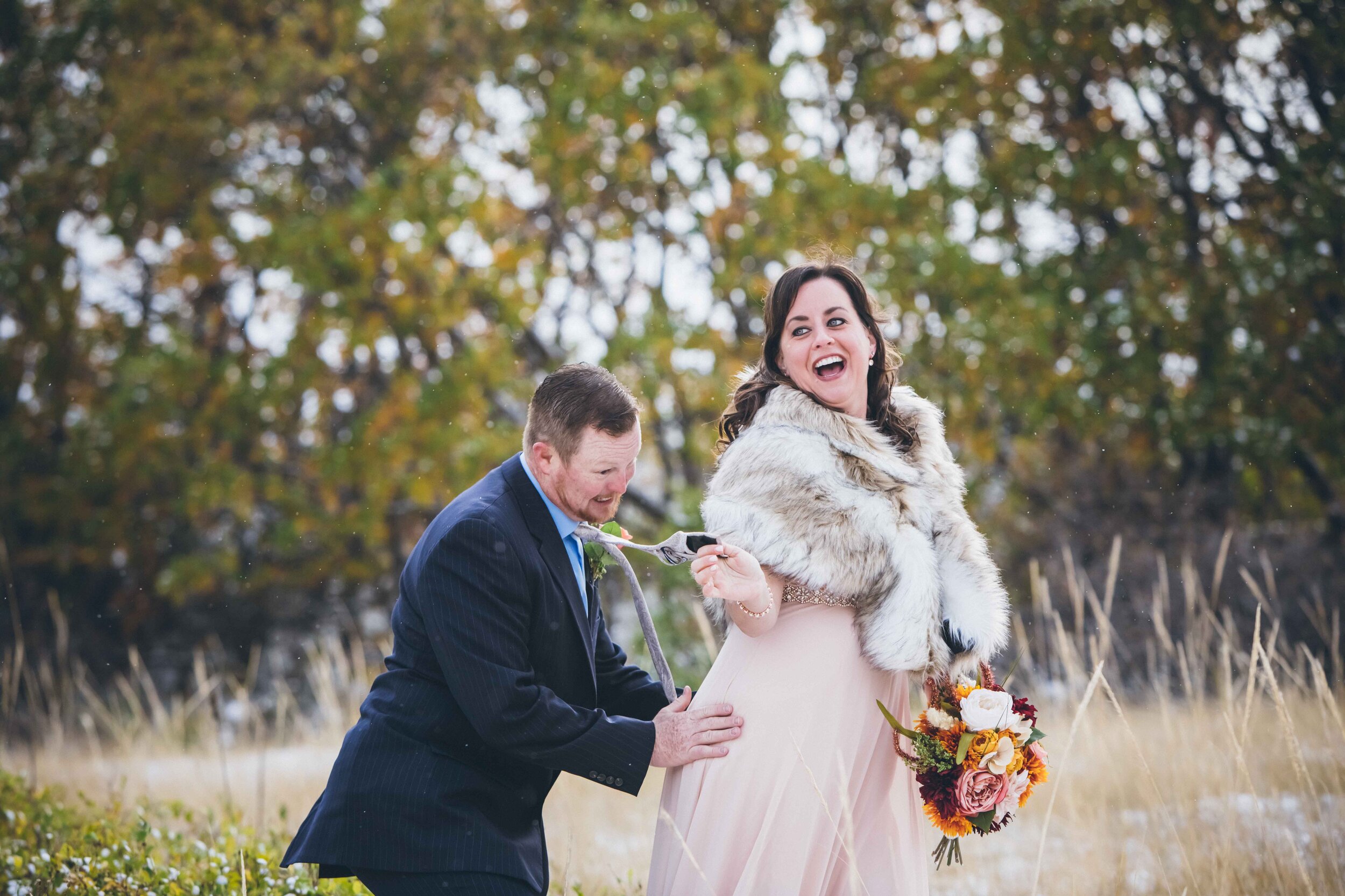 Garden of the Gods Elopement Photography. Small Wedding in Colorado Springs. Pandemic Elopements. Elopement Photographer Near Me. Winter Garden of the Gods Wedding. 