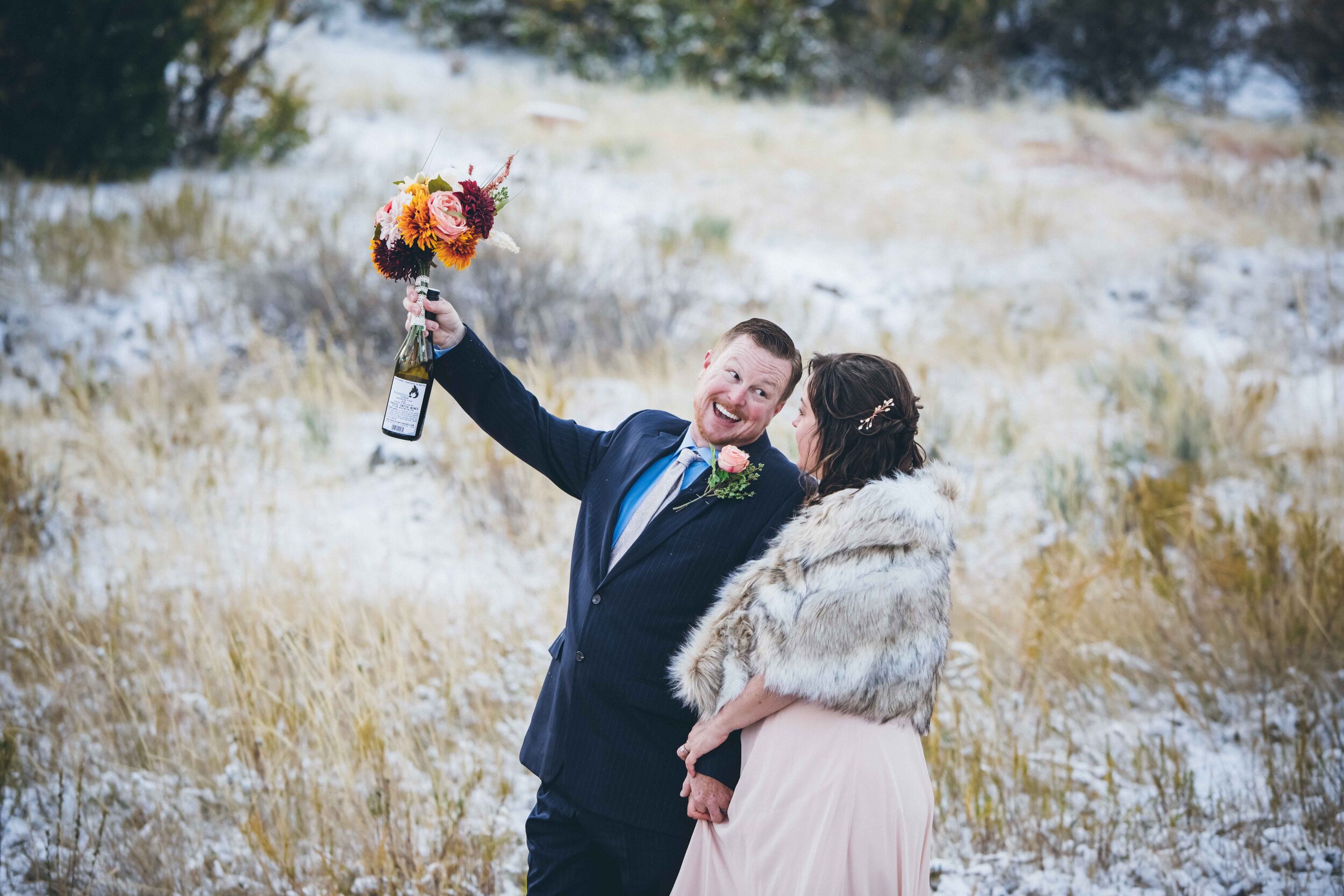 Garden of the Gods Elopement Photography. Small Wedding in Colorado Springs. Pandemic Elopements. Elopement Photographer Near Me. Winter Garden of the Gods Wedding. 