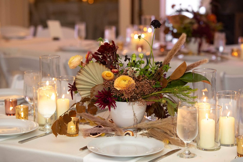 Table decorations at Grant Humphreys Mansion by CliftonMarie Photography