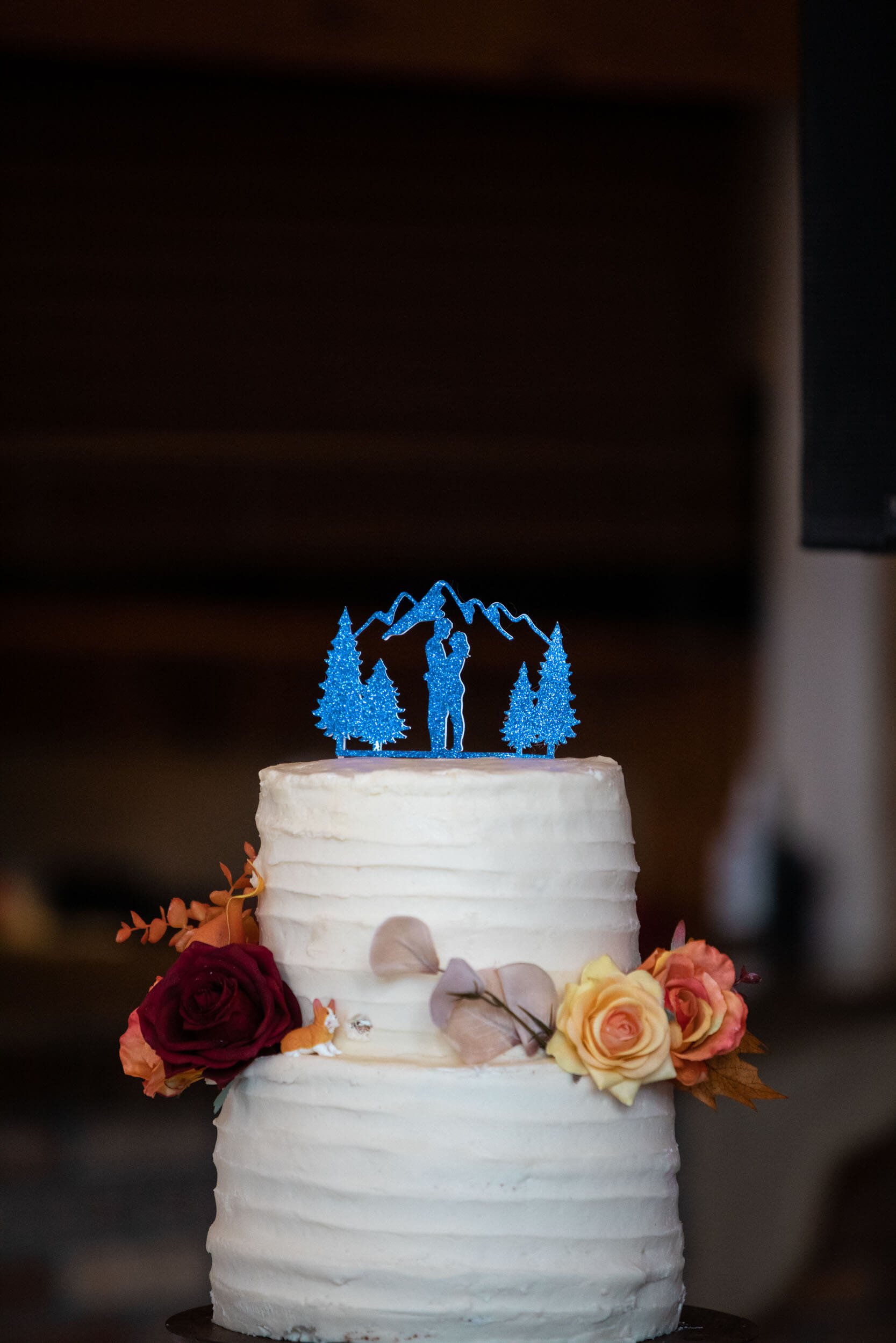 Wedding cake at della terra mountain chateau