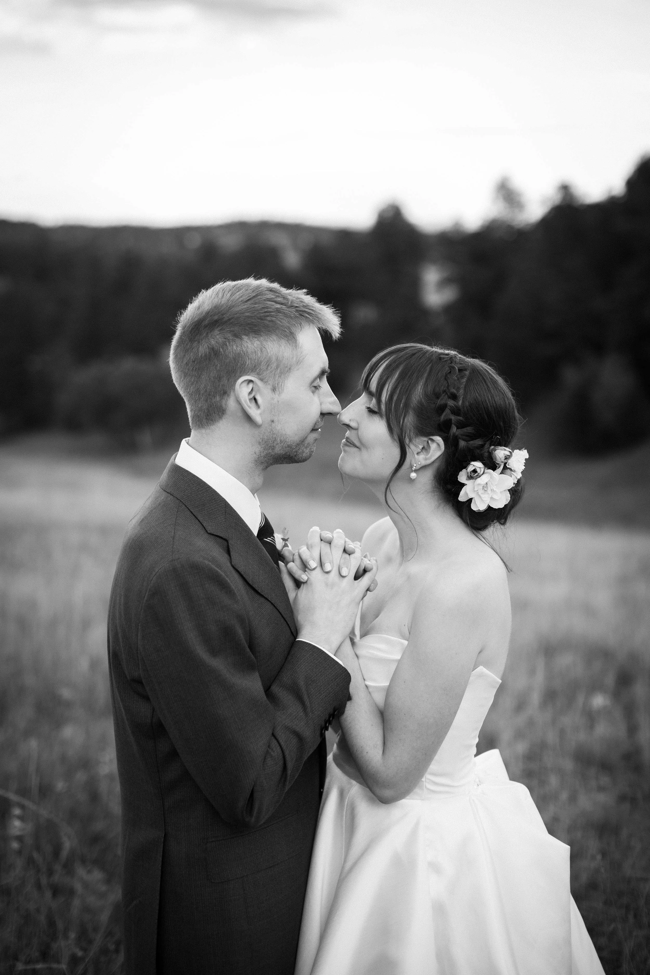 Sam-Kristen-Sneaks-Wedgewood-Pines-24.jpg