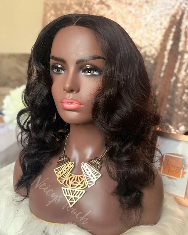 Simple wavy wig make with a 4x4 closure 🌷

#neicystouch #wigs #closures