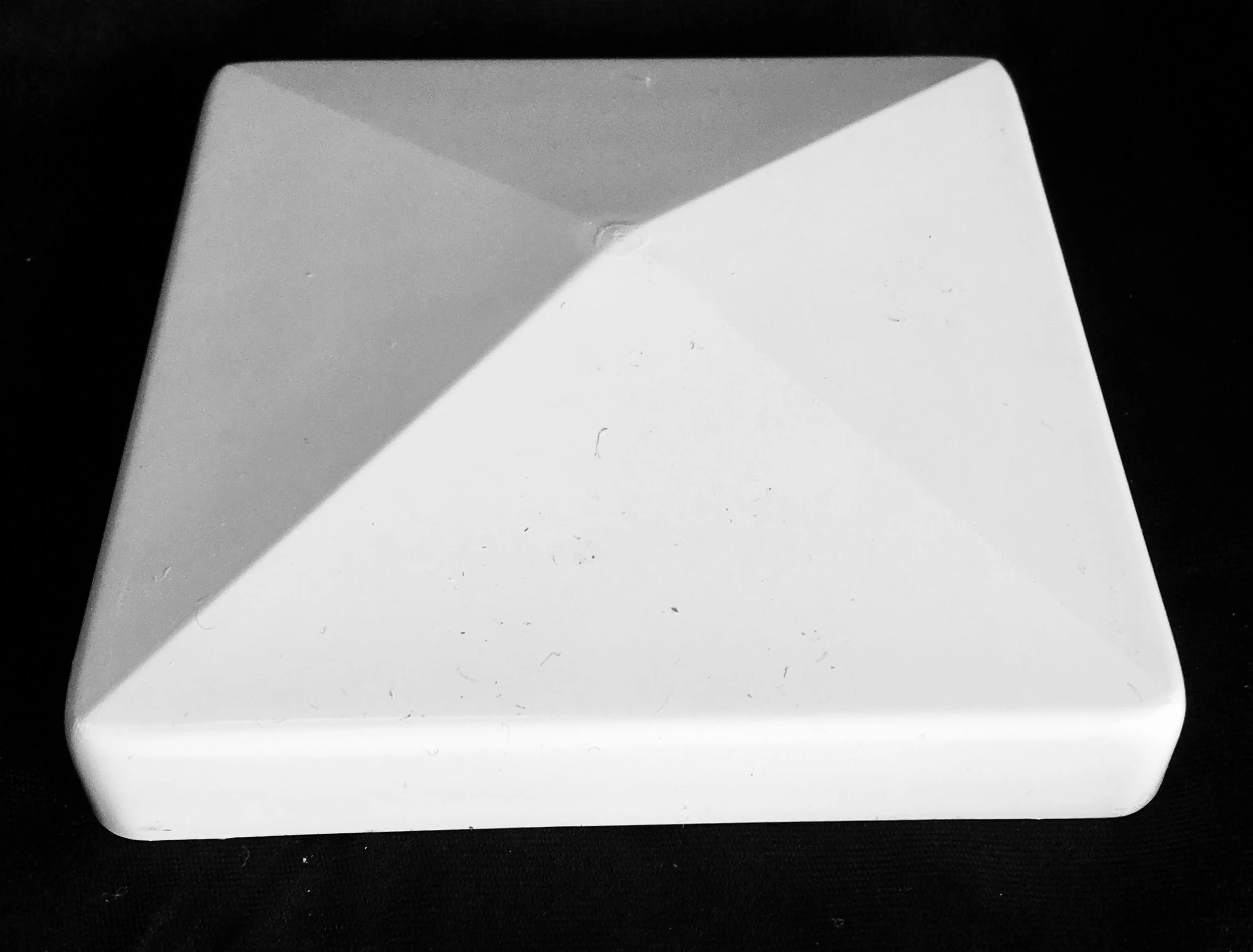 Hiceeden 12 Pack White Vinyl Fence Post Caps - 5x5 Inch Pyramid Design For PVC Posts, Deck, Mailbox & Dock - Easy No-Screw Installation