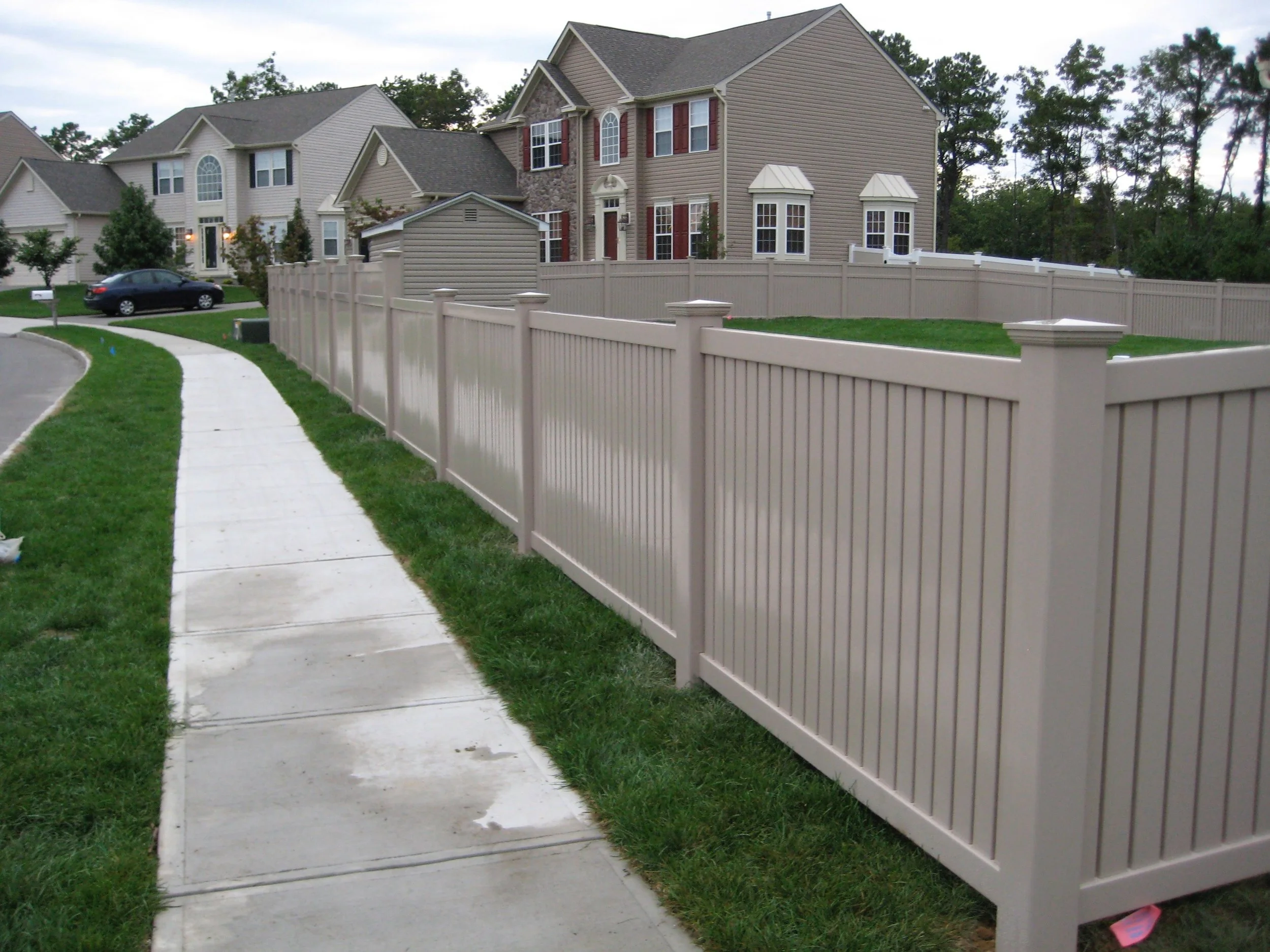 Clay Vinyl Fence