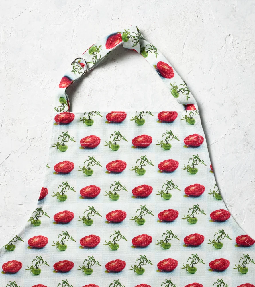Tomato Apron Detail_3.jpg