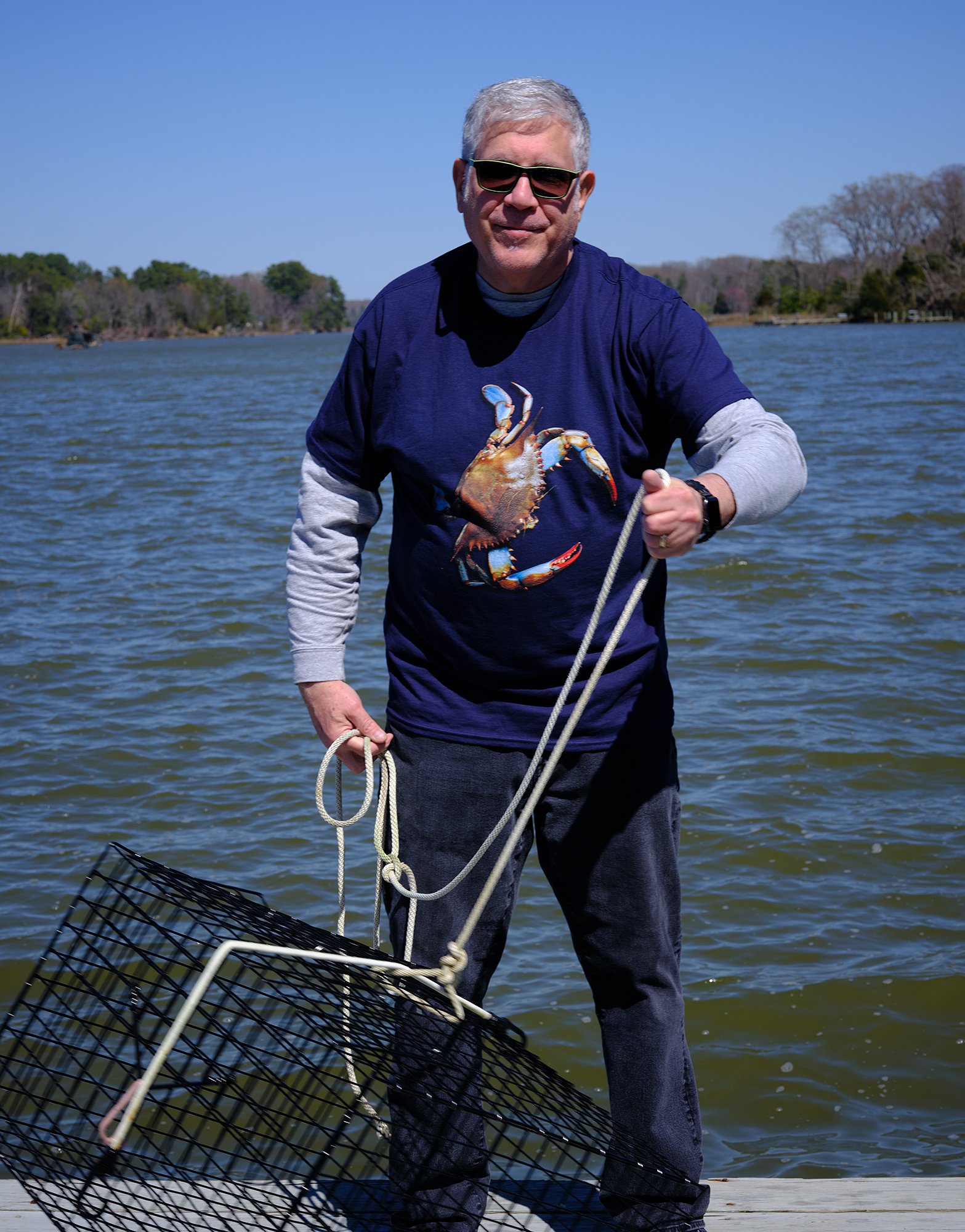 In our neck of the world, its 🦀CRAB🦀 Season! Your favorite crustacean lover will swoon over our new T-shirt😍 That's right, we've got T-shirts now! 

See this design and more at https://www.cometcloth.com/shop-online/t-shirt

#crablovers #crabappar