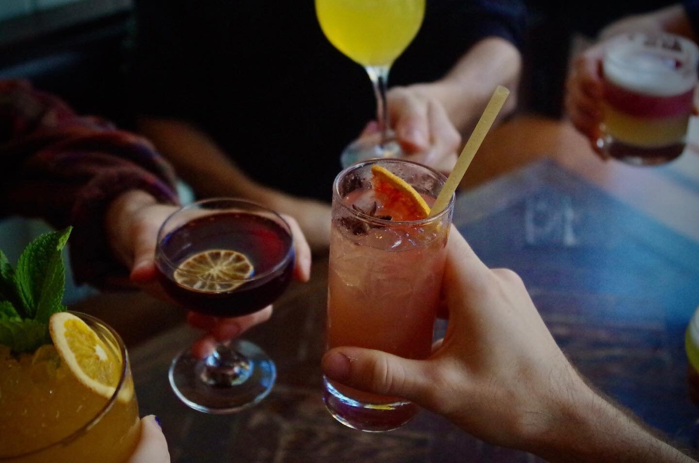 Petit retour de chaleur demain avec soleil, nos deux terrasses seront ouvertes, ap&eacute;ro Palco ?